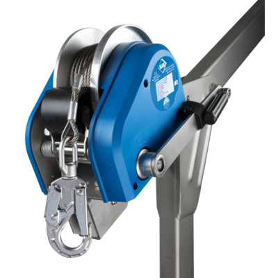 Ikar PLW winch for persons/loads