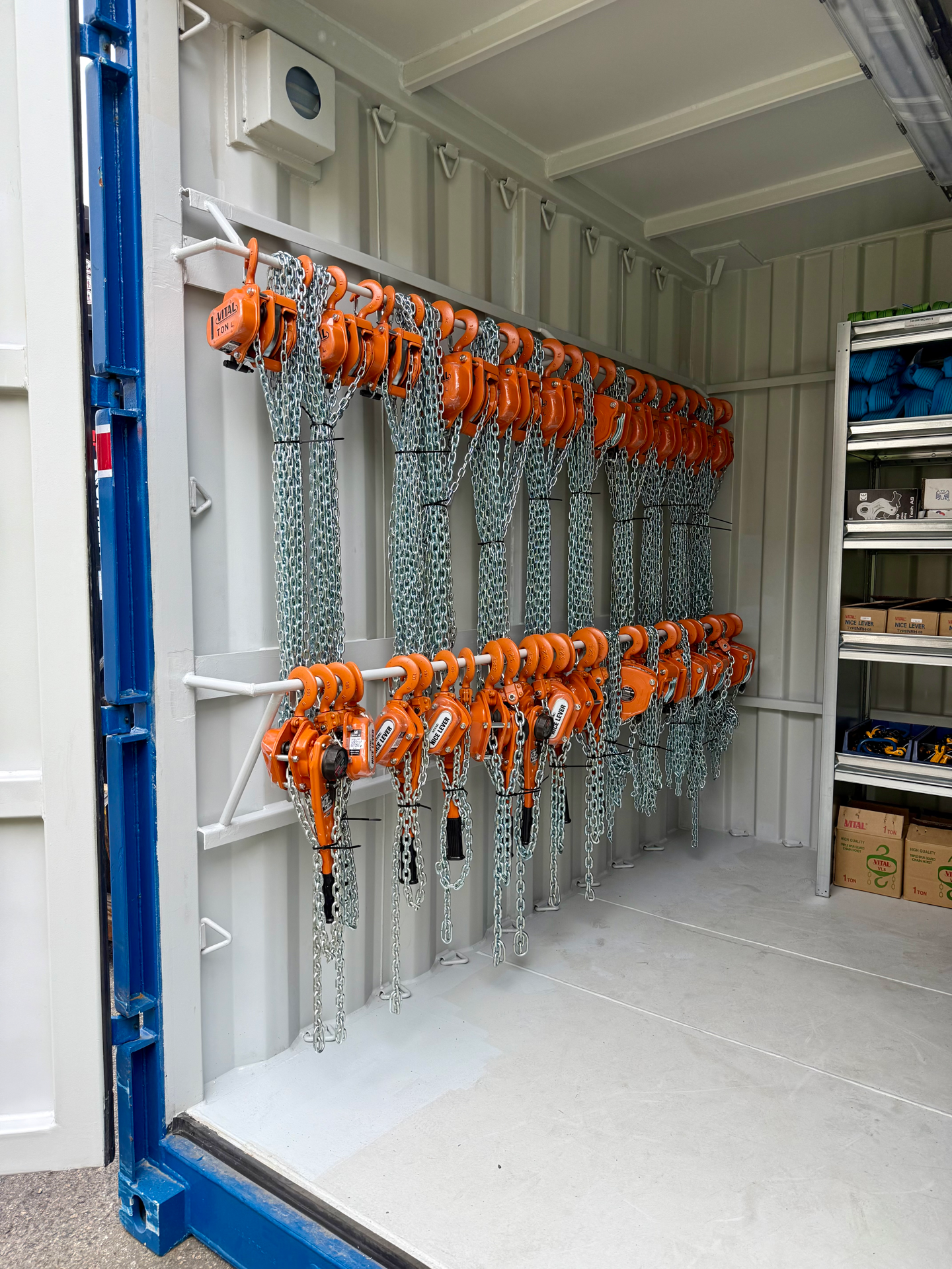 Equipment container for rental