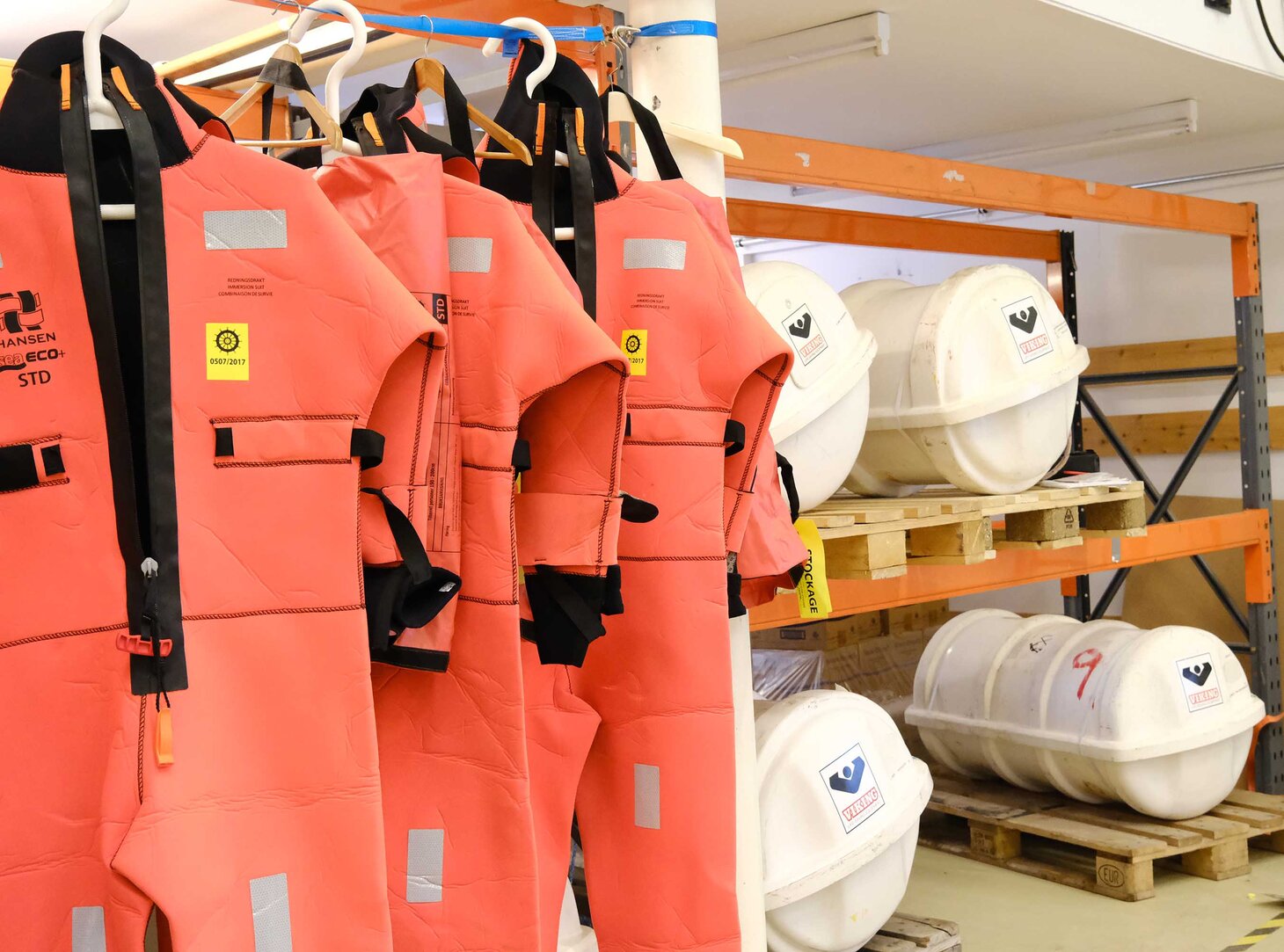 Certex Norway performs service for MOB boats and maritim equipment.